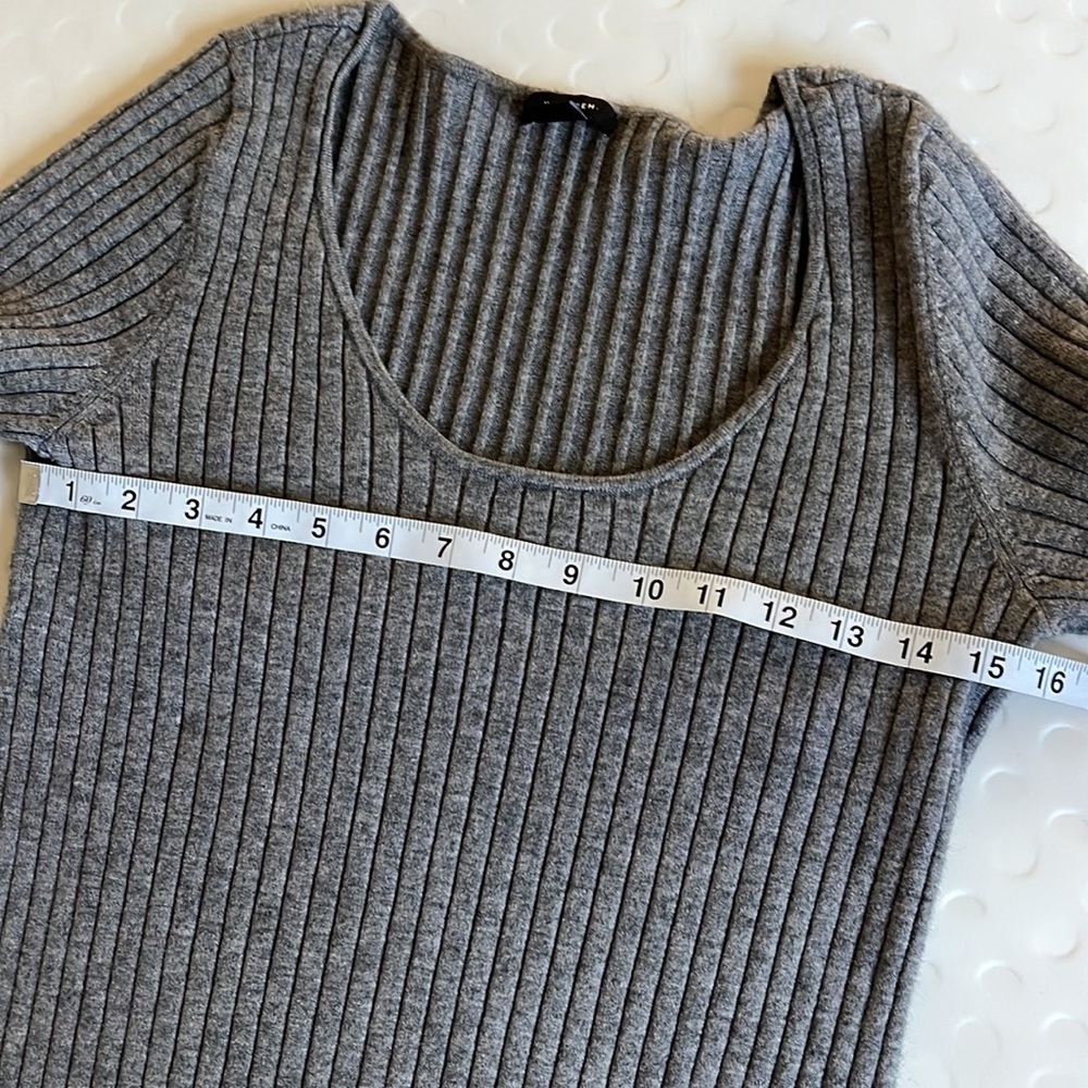 HALOGEN Gray Ribbed Scoop Neck Sweater- Size M - Picture 7 of 8